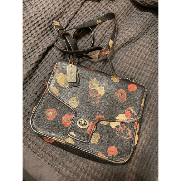 COACH 33615 PAGE FLAP BLACK & FLORAL SHOULDER BAG - Picture 1 of 11
